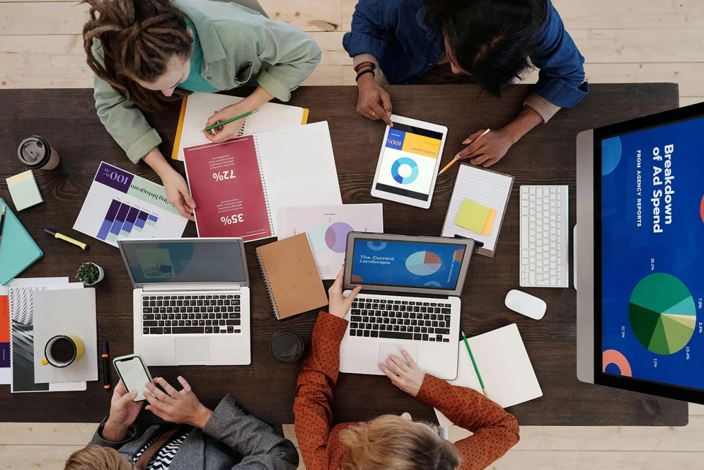 marketing und markenaufbau durch digitale kanäle und vertrauen der kunden