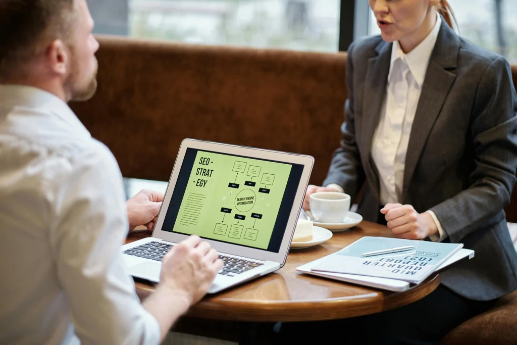 Technische SEO Fehler 2026 und schlechte Website Struktur bei Unternehmenswebsites